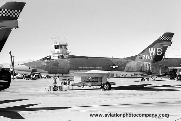 USAF 4525 FWW North American F-100D Super Sabre 55-3703/WB (1968)