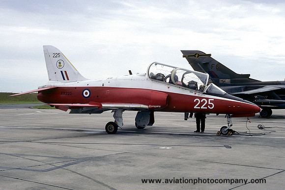 RAF 4 FTS HS Hawk T.1 XX225 (1987)