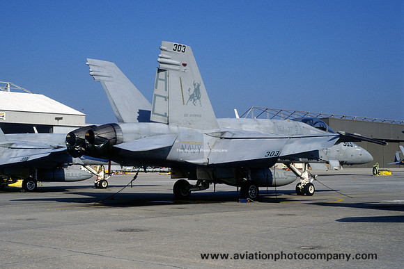 US Navy VFA-37 McDonnell Douglas F/A-18C Hornet 165175/AC-303 (1998)