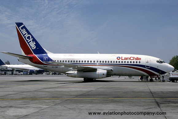 LAN Chile Boeing 737-200 CC-CRP (1998)