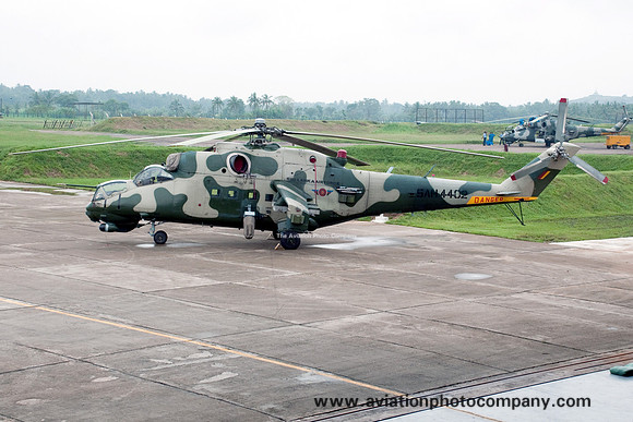 Sri Lankan Air Force 9 Squadron Mil Mi-35V SAH-4402 (2011)