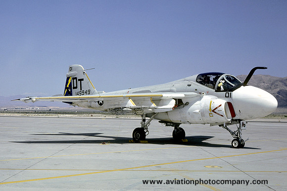 US Marines VMA(AW)-242 Grumman A-6E Intruder 149949/DT-01 (1980)