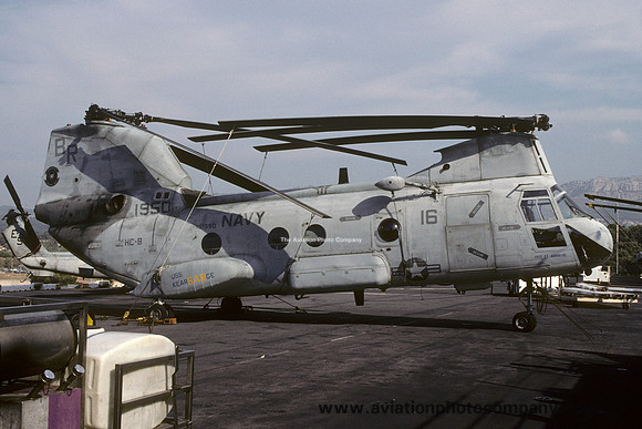 US Navy HC-8 Vertol CH-46D Sea Knight 151950/BR-16 on board USS Kearsarge (2001)