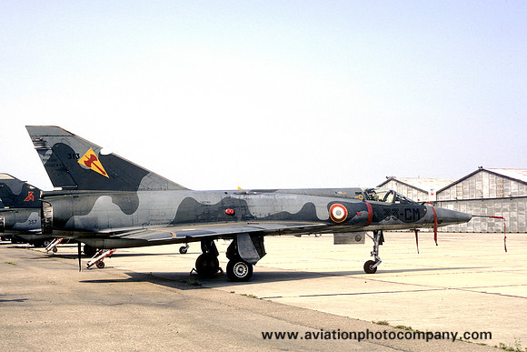 French Air Force ER1/33 Dassault Mirage 3R 313/33-CM (1974)