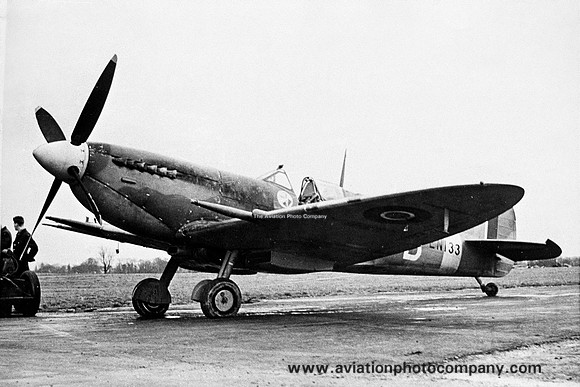 RAF Supermarine Spitfire IX EN133/B