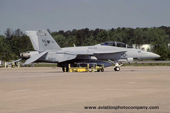 US Navy VFA-122 McDonnell Douglas F/A-18F Super Hornet 165801/NJ-127 (2001)