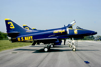 US Navy Blue Angels Douglas A-4F Skyhawk 154975/3 (1977)