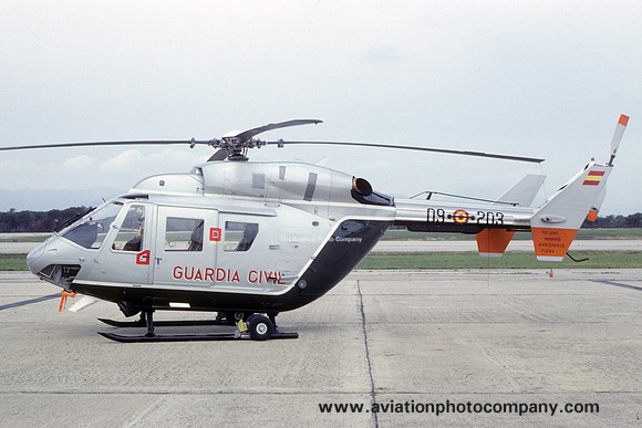 Spanish Guardia Civil MBB-Kawasaki BK.117A-3 HU.22-03/09-203 (1986)