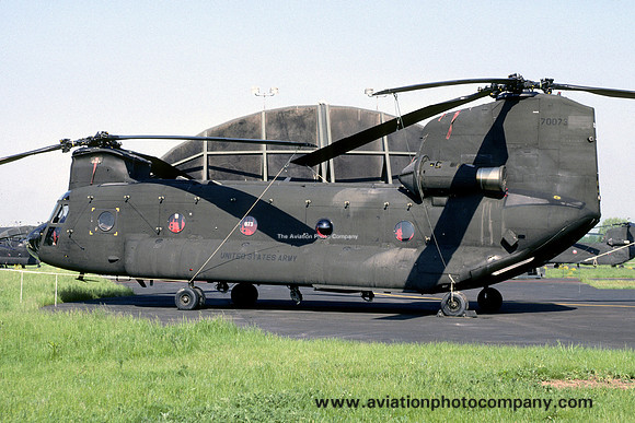 US Army 205 Avn Co Vertol CH-47D Chinook 87-0073 (1989)