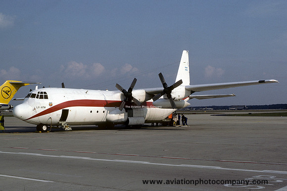 Argentinian Air Force Lockheed C-130H Hercules LV-APW (1984)