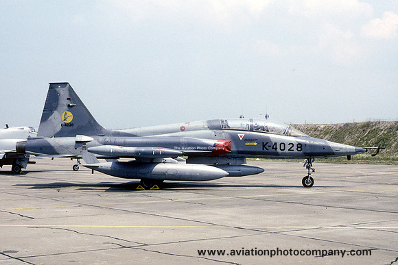 Dutch Air Force 316 Squadron Canadair NF-5B Freedom Fighter K-4028 (1987)