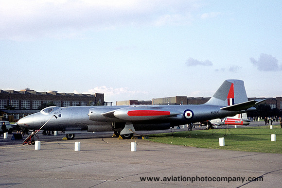 RAF English Electric Canberra B.2 WJ992 (1965)
