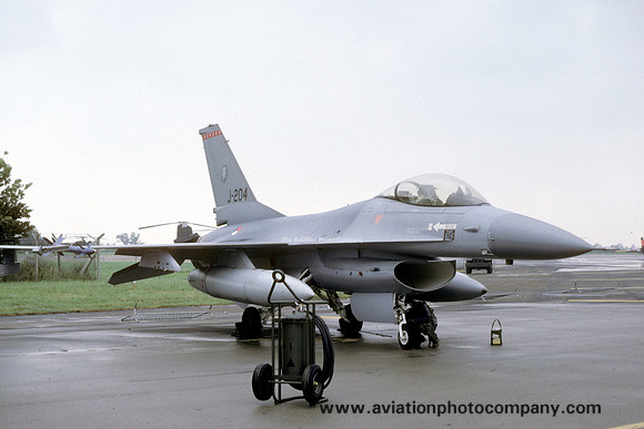 Dutch Air Force 315 Squadron GD F-16A Fighting Falcon J-204 at IAT Fairford (1987)