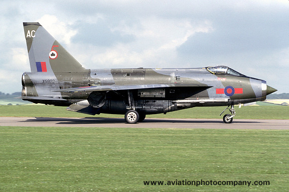 RAF 5 Squadron English Electric Lightning F.6 XS922/AC (1981)