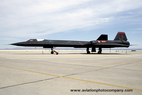USAF 9 SRW Lockheed SR-71A Blackbird 61-7971 stored at Edwards AFB (2000)