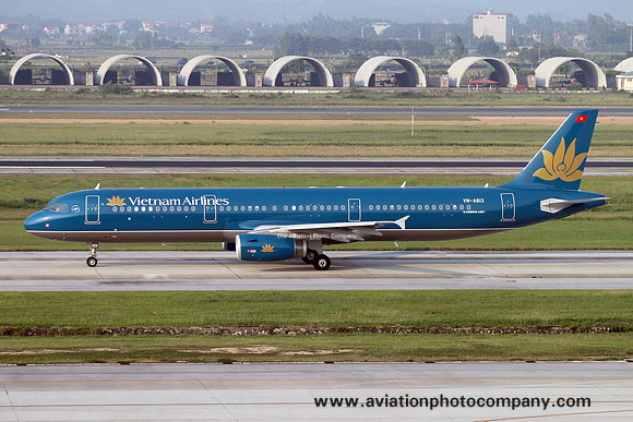 Vietnam Airlines Airbus A321-200 VN-A613 (2015)