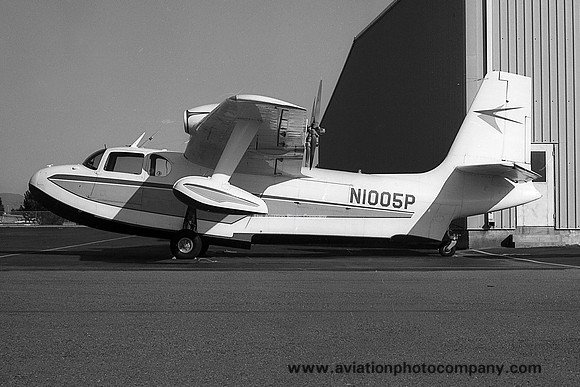 Piaggio P-136L1 N1005P (1975)