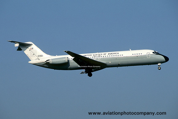 USAF 374 AW 30 AS Douglas C-9A 71-0961 (2003)