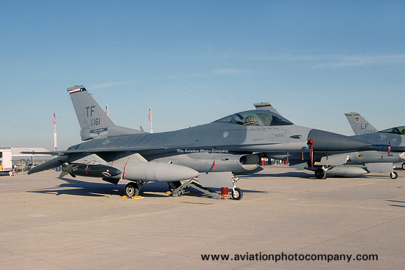 USAF AFRes 457 TFS General Dynamics F-16A Fighting Falcon 83-1161/TF (1991)