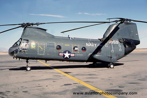 US Navy HC-11 Vertol CH-46D Sea Knight 153959 (1981)