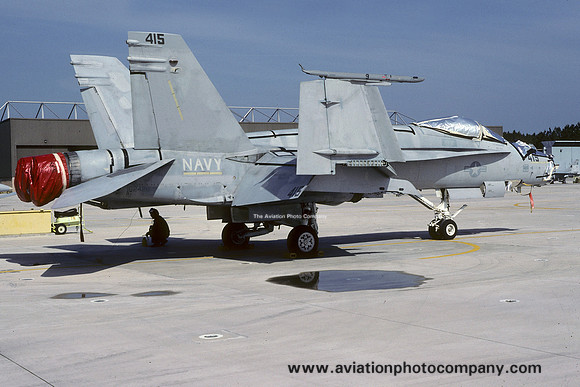 US Navy McDonnell Douglas F/A-18A Hornet 162426/415 (1991)