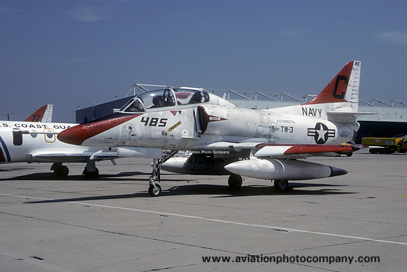 US Navy TW-3 Douglas TA-4J Skyhawk 158716/C-485 (1992)
