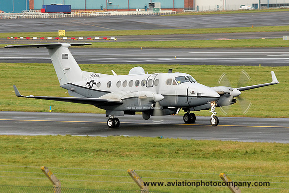 USAF 9 RW Beech MC-12W Liberty 09-0684 at Prestwick (2012)