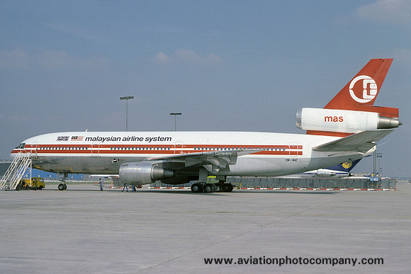 Malaysia Airlines Douglas DC-10-30 9M-MAT (1979)