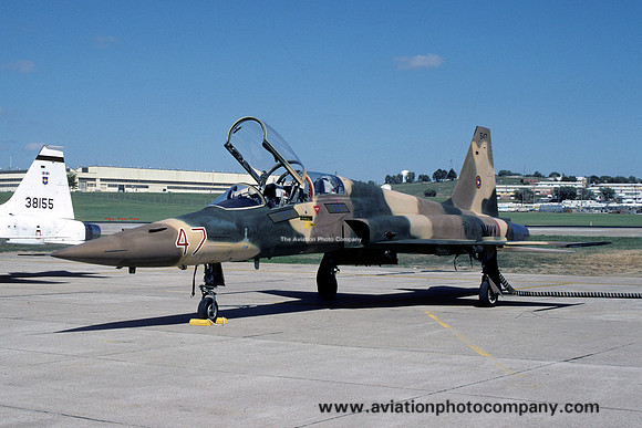 US Navy Top Gun Flight Northrop F-5F Tiger 160955/547 (1980)