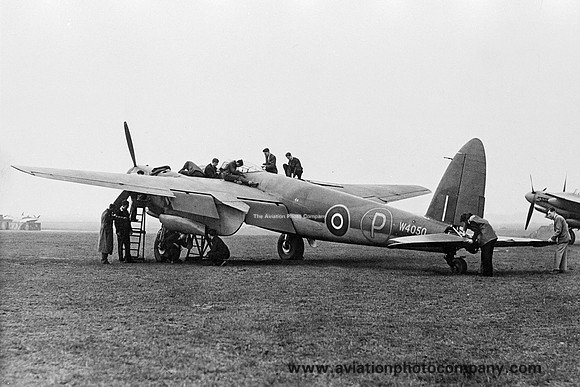 RAF De Havilland Mosquito W4050