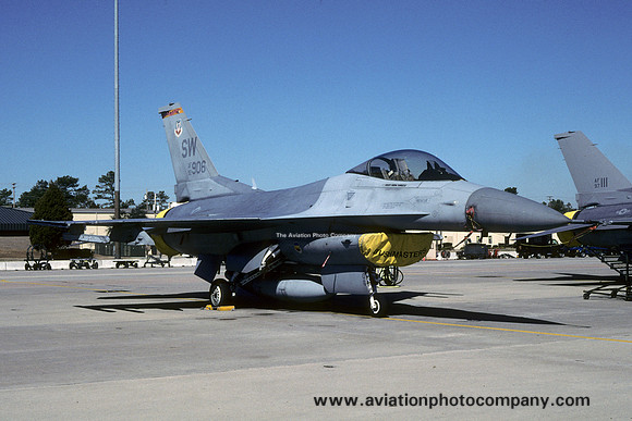 USAF 20 FW 78 FS General Dynamics F-16C Fighting Falcon 92-0906/SW (2002)