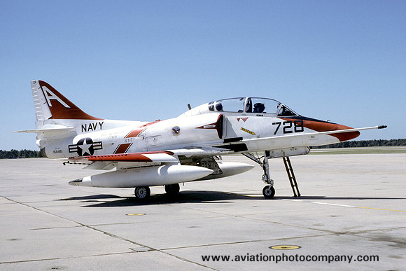 US Navy VT-7 Douglas TA-4J Skyhawk 158461/A-728 (1985)