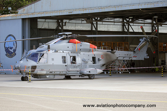 Italian Navy NHI SH-90A MM81593/3-18 (2016)