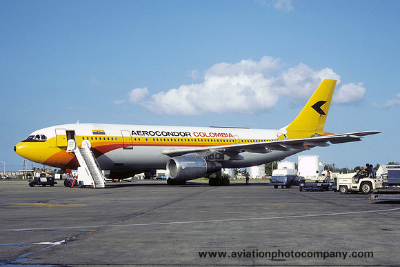 Aerocondor Airbus A300B4-2C HK-2057 (1979)