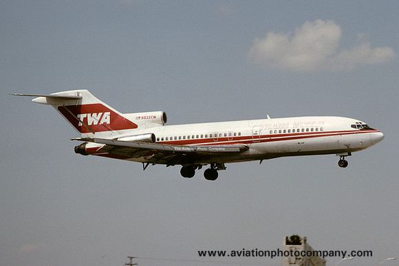 Trans World Airlines Boeing 727-37 N833TW (1979)