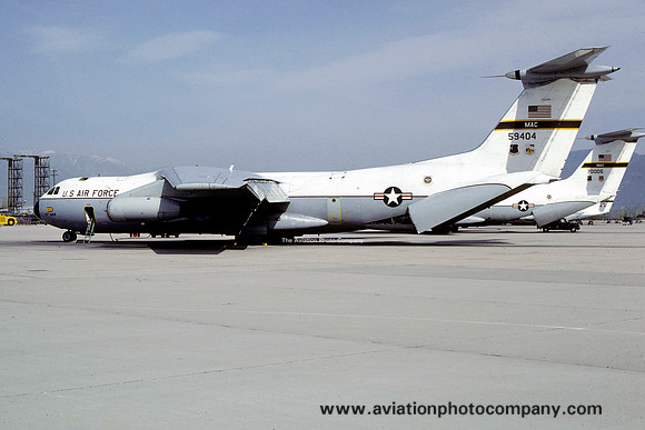 USAF 63 MAW Lockheed C-141A Starlifter 65-9404 (1980)