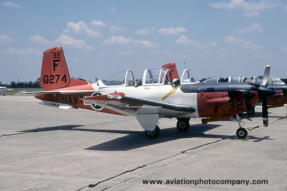 US Navy TAW-6 Beech T-34C Mentor 160274/F-32 (20010