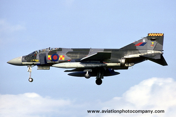 RAF 92 Squadron McDonnell F-4M Phantom FGR.2 XV498/N (1985)