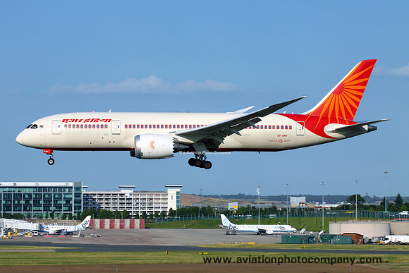 Air India Boeing 787-8 VT-ANH at Birmingham (2013)