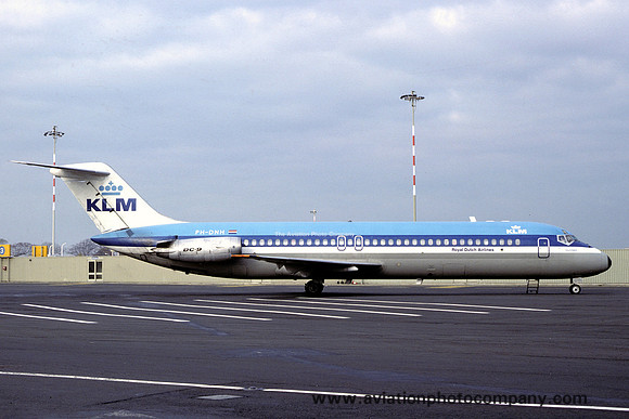 KLM Douglas DC-9-32 PH-DNH (1980)