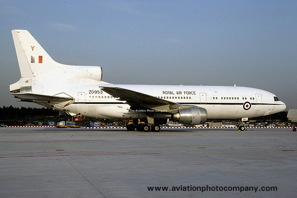 RAF 216 Squadron Lockheed Tristar K.1 ZD953 (1988)