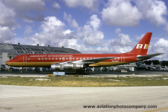Braniff International Douglas DC-8-51 N812BN (1974)