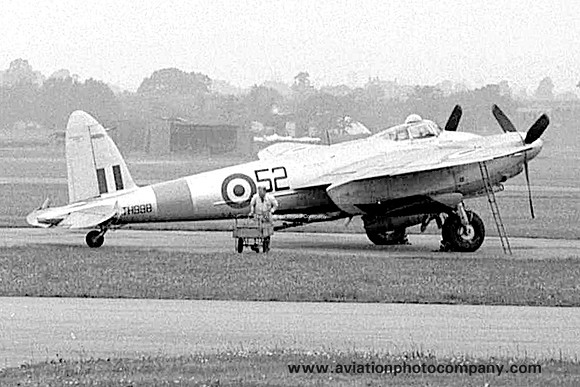 RAF 3 CAACU De Havilland DH.98 Mosquito TT.35 TH998 (1960)