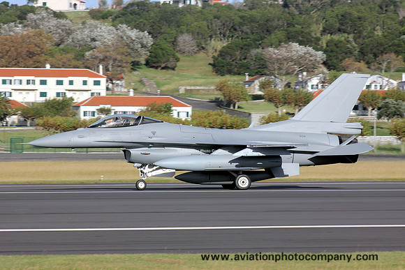 Omani Air Force GD F-16C 834 on delivery through Lajes (2014)