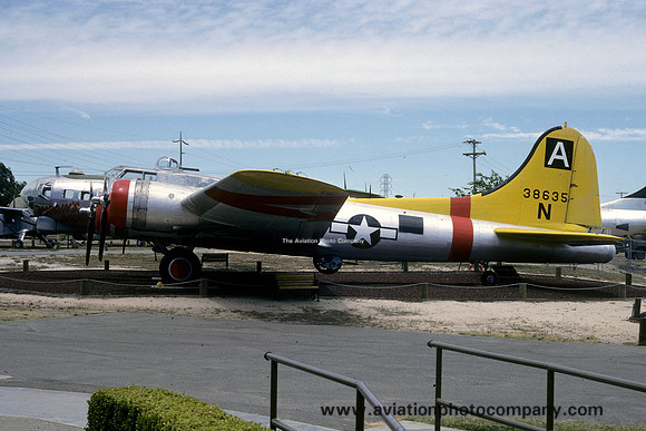 USAF Boeing B-17G 43-38635 at the Castle Museum (1988)