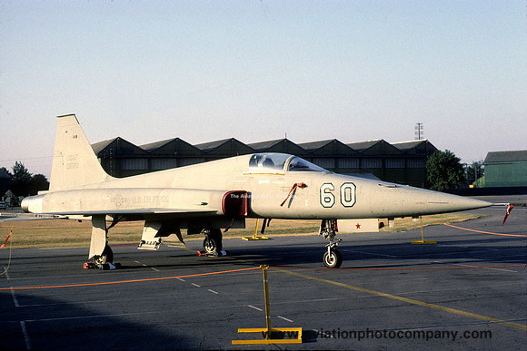 USAF 10 TRW 527 TFTAS Northrop F-5E 74-1560 (1983)