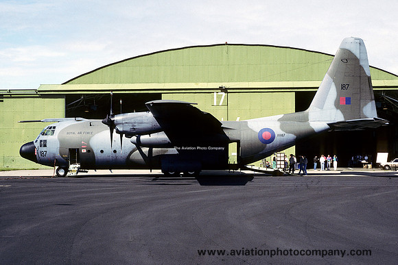 RAF Lyneham Transport Wing Lockheed C-130K Hercules C.1P XV187 (1988)