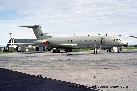 RAF 101 Squadron Vickers VC-10 ZA141 (1988)