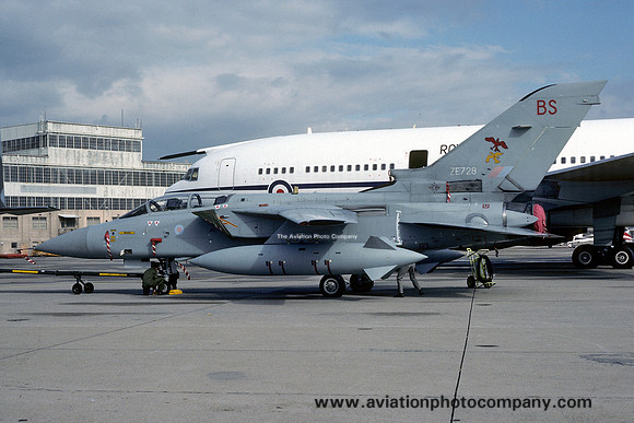 RAF 29 Squadron Panavia Tornado F.3 ZE728/BS (1988)