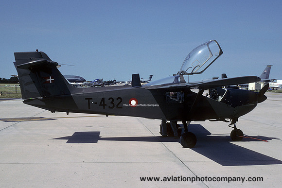 Danish Air Force SAAB MFI-17 Supporter T-432 at RIAT Fairford (2002)